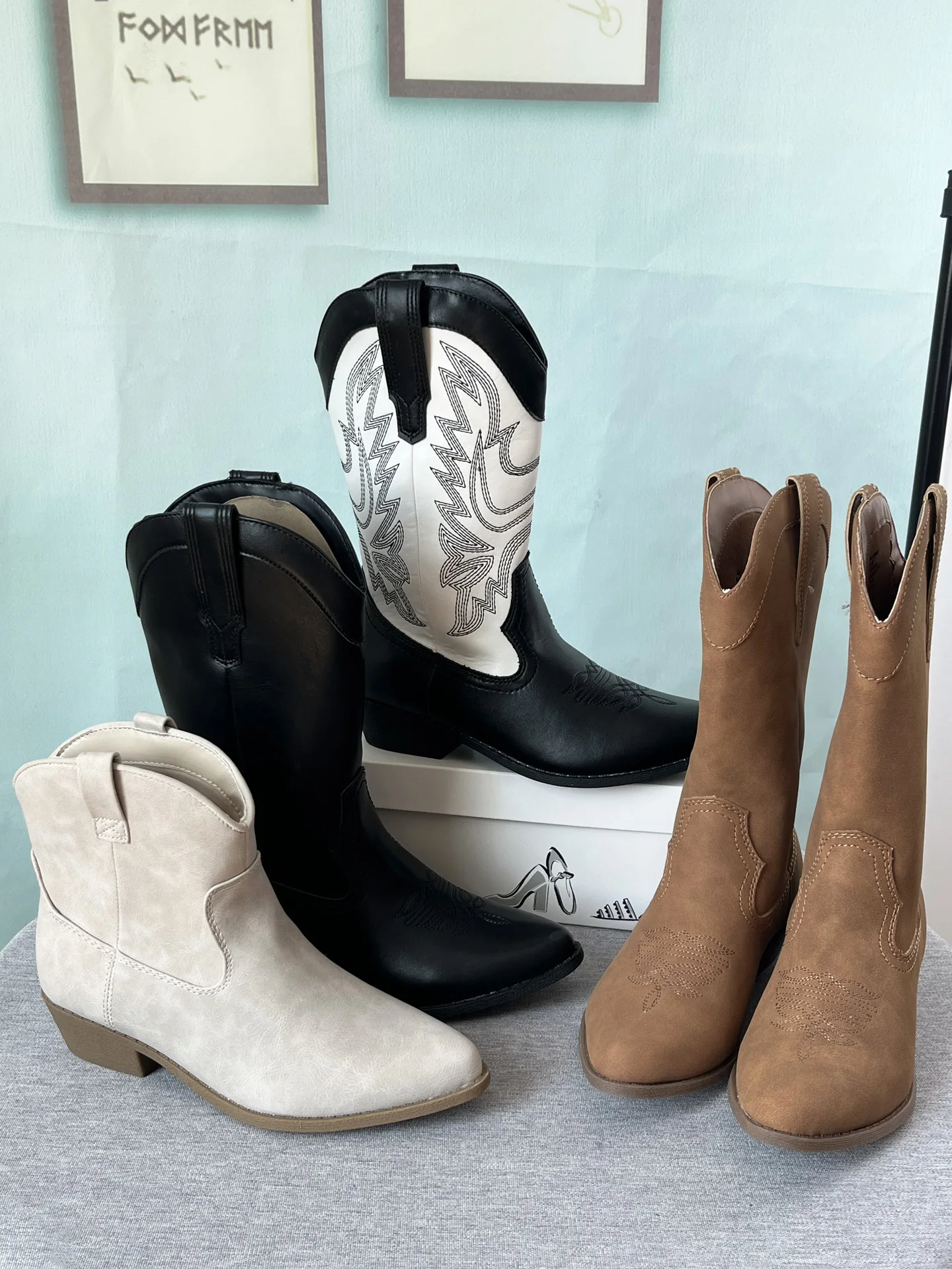 

Women's Western Cowboy Boot Large Size Faion Sve ort Boot 4043 Code Pointed Toe Thi Heel Waterproof Winter Boot