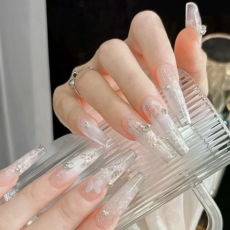 Naklejki do zdobienia paznokci z wycięciami, wzory gwiazd, motyli, serc, samoprzylepne szablony, stemple, ozdoby do manicure.