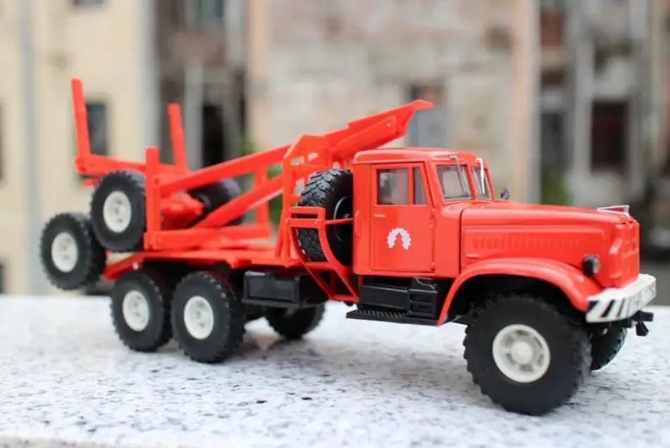 Ultra-rare 1/43 New Arrival Special Price Die-cast Metal Soviet 214L Transport Vehicle Model Model Display Collection Boys Toys