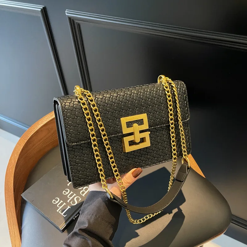 

Popular Designer Bag Women's Fashion New Chain Shoulder Bag Korean Version Simple and Versatile Lock Messenger Small Square Bag