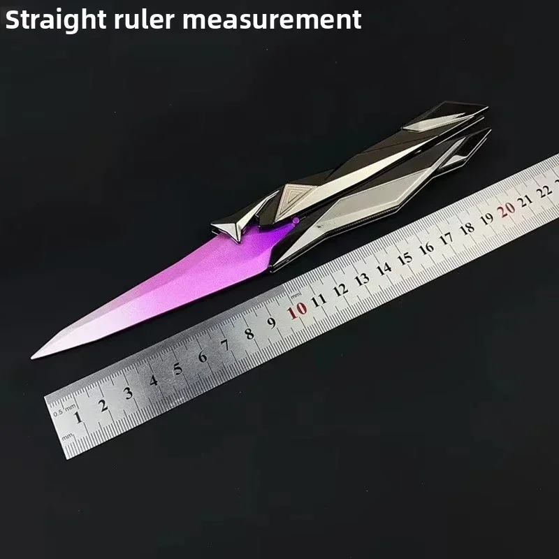 ดาบพับได้ลายสลัก 3 มิติ ตัวละครอนิเมะ อุปกรณ์คอสเพลย์ ของสะสมสำหรับผู้ใหญ่และเด็ก ของขวัญพกพาสะดวก สำหรับคอสเพลย์/เล่นเกม