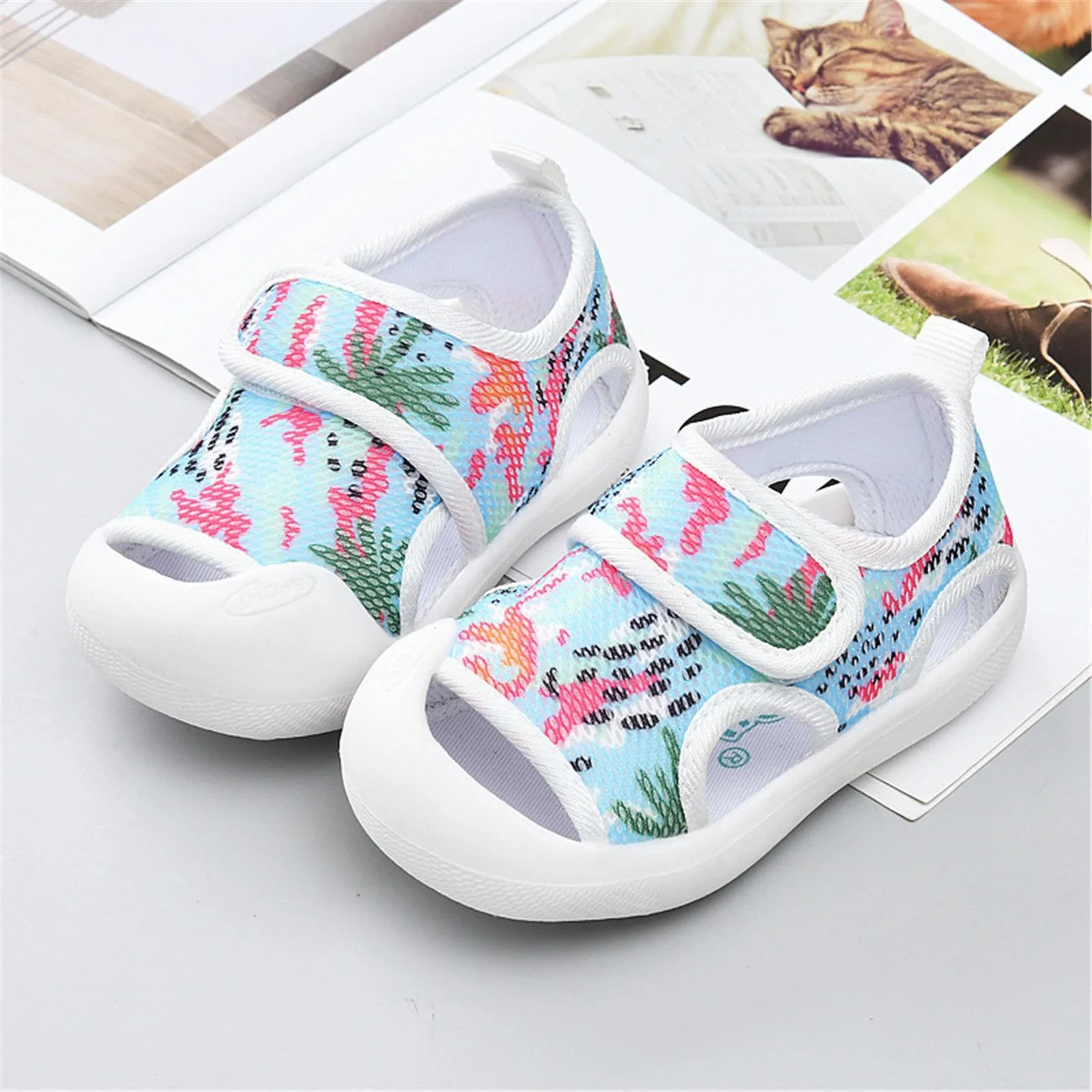 Summer Breathable Air Mesh Kids Sandals Unisex Casual Shoes Anti-slip Soft Sole First Walkers Infant Lightweight Toddler Shoes