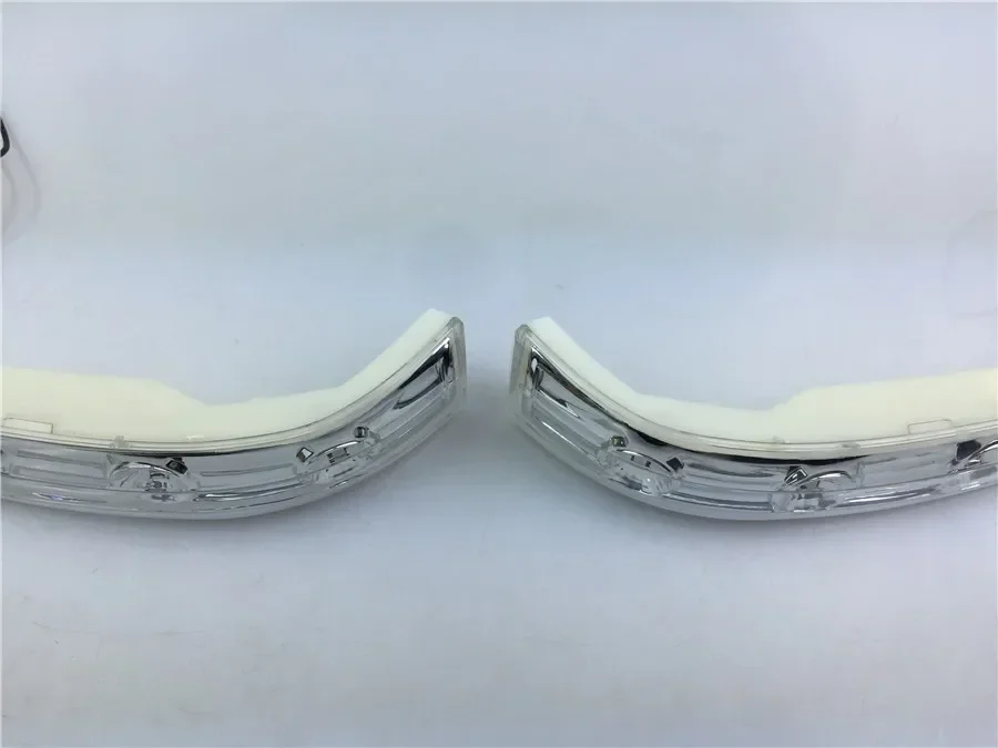 2027 for - For the IX35 car rearview mirror rear-view mirror light turn signal small lamp LED plastic light strip light shell sh