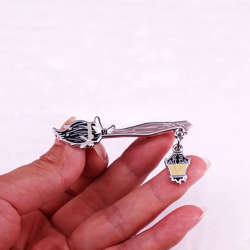 شارة المكنسة مع مصباح المينا التلبيب دبوس بروش اكسسوارات السحر هدية السماوية الساحرة السحرية معالج ساحرة مجوهرات #3