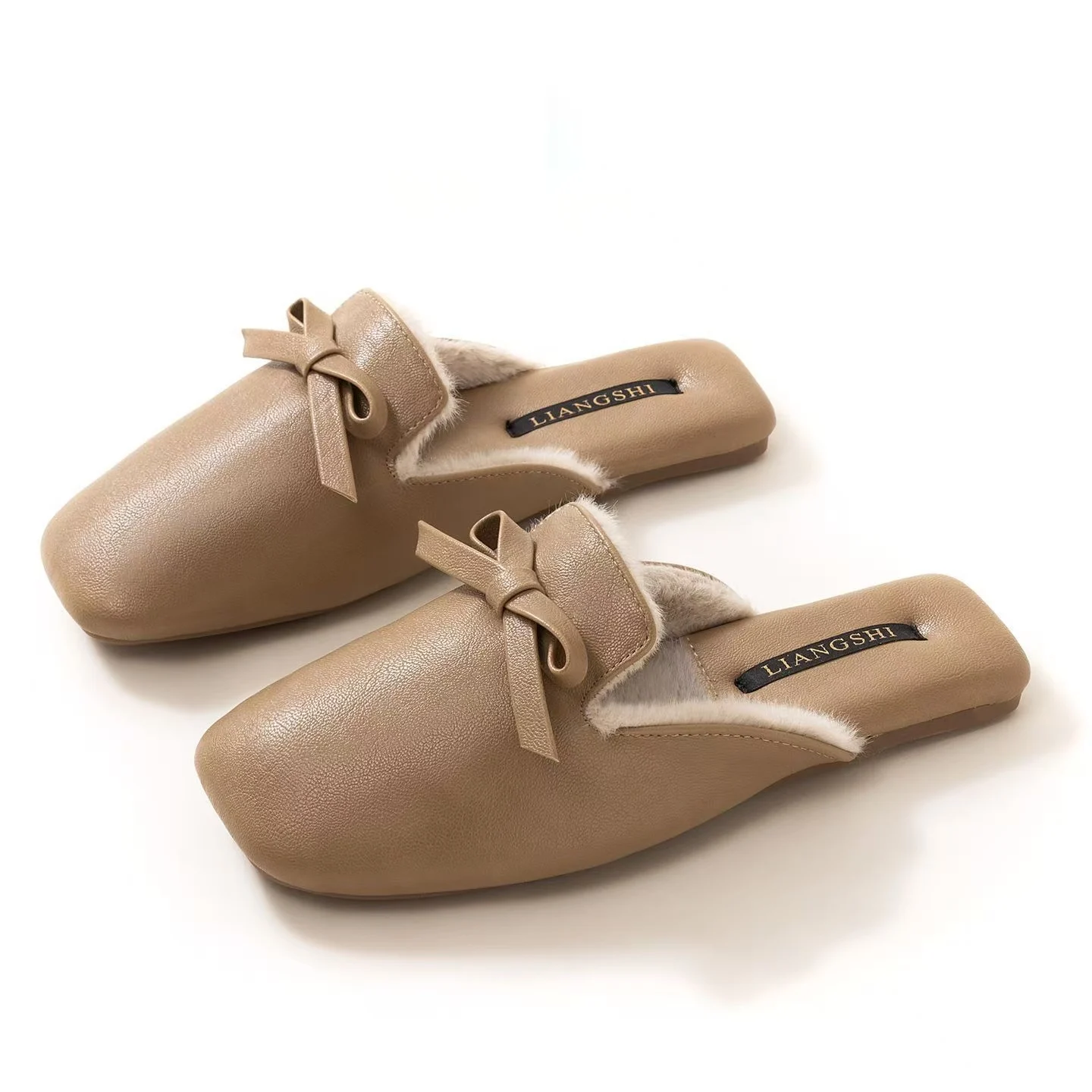 

Женские зимние кожаные хлопковые тапочки Baotou, нескользящие водонепроницаемые тапочки на мягкой подошве, сохраняющие тепло, домашние тапочки высокого качества