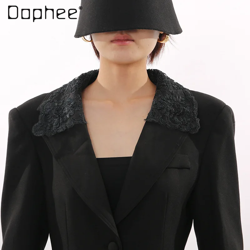 جديد خريف 2025 سترات مثيرة للفتيات المثيرة بتصميم عتيق للتخسيس الراقية من الدانتيل بدون ظهر للنساء سترة عصرية فريدة من نوعها OL