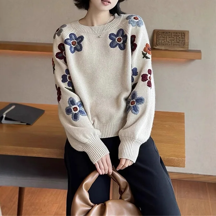 

Осень/зима, свитер с тяжелой вышивкой, куртка, нишевый дизайн, 3D свободный вязаный топ в ленивом стиле для женщин