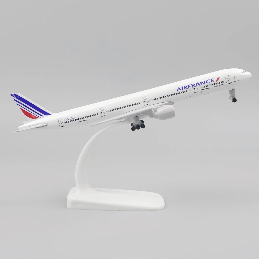 20cm 1:400 Scale Metal Airplane Model Air French Boeing 777 Airlines Metal Aircraft Replica Alloy Material Aviation Mold Gift Se