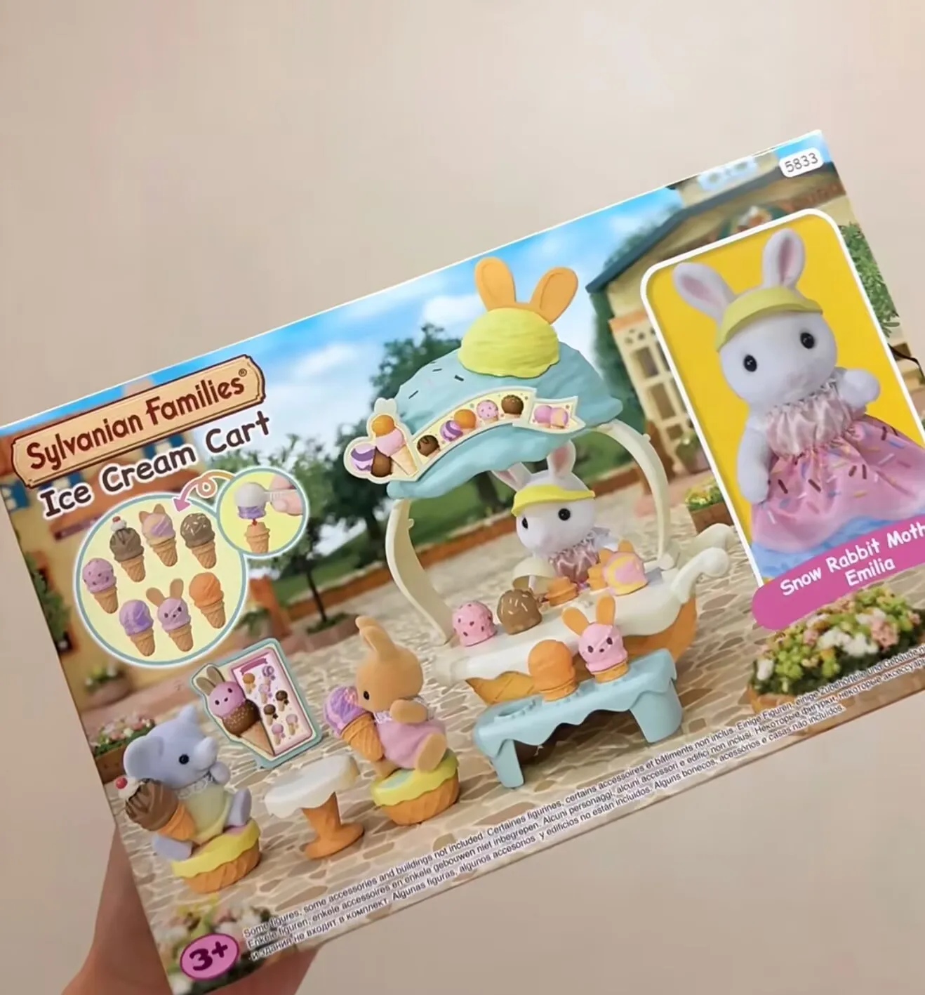 Nuove famiglie originali Sylvanian Fai finta di giocare Madre Koala Modello di motociclista Sorella più giovane Orso polare Mobili Giocattoli Giocattolo regalo