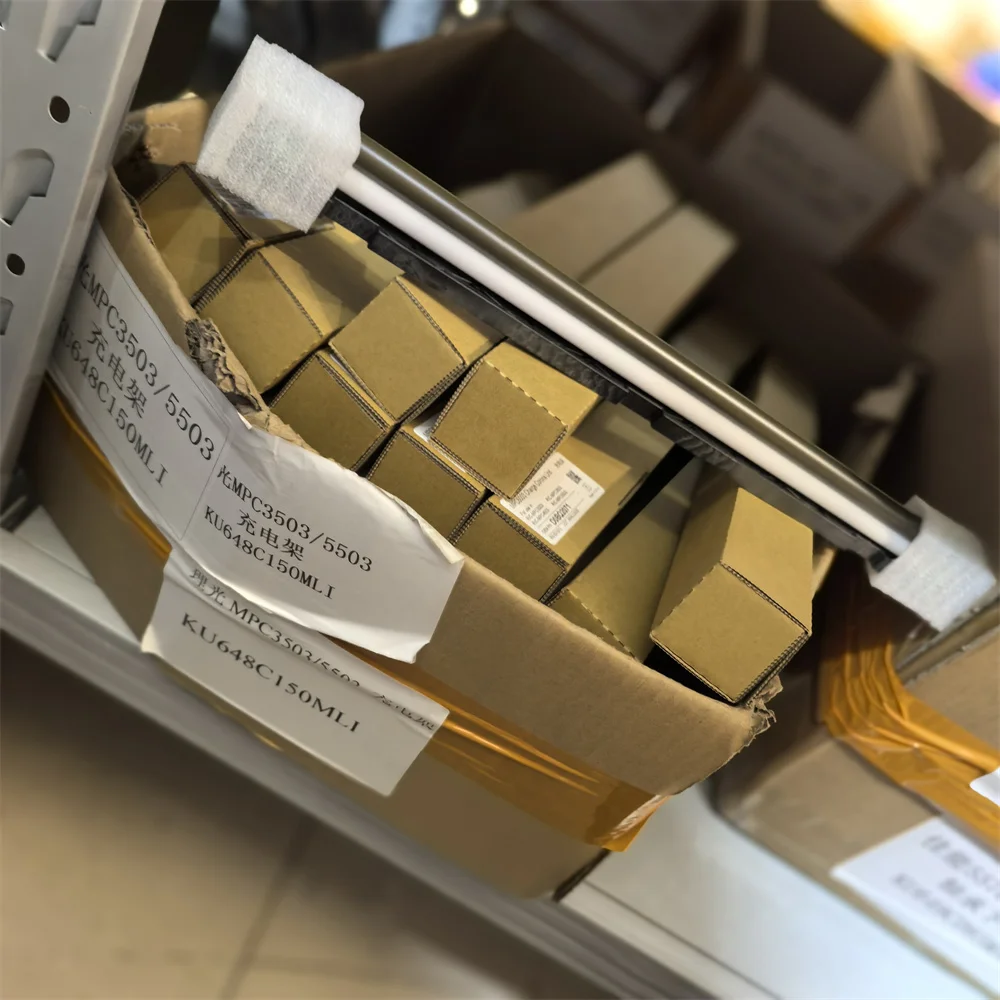 

AD02-7050 оригинальный зарядный ролик в сборе для Ricoh MPC 4003 4503 5003 5503 C3003 C4003 C4503 C5003, детали для копировального аппарата