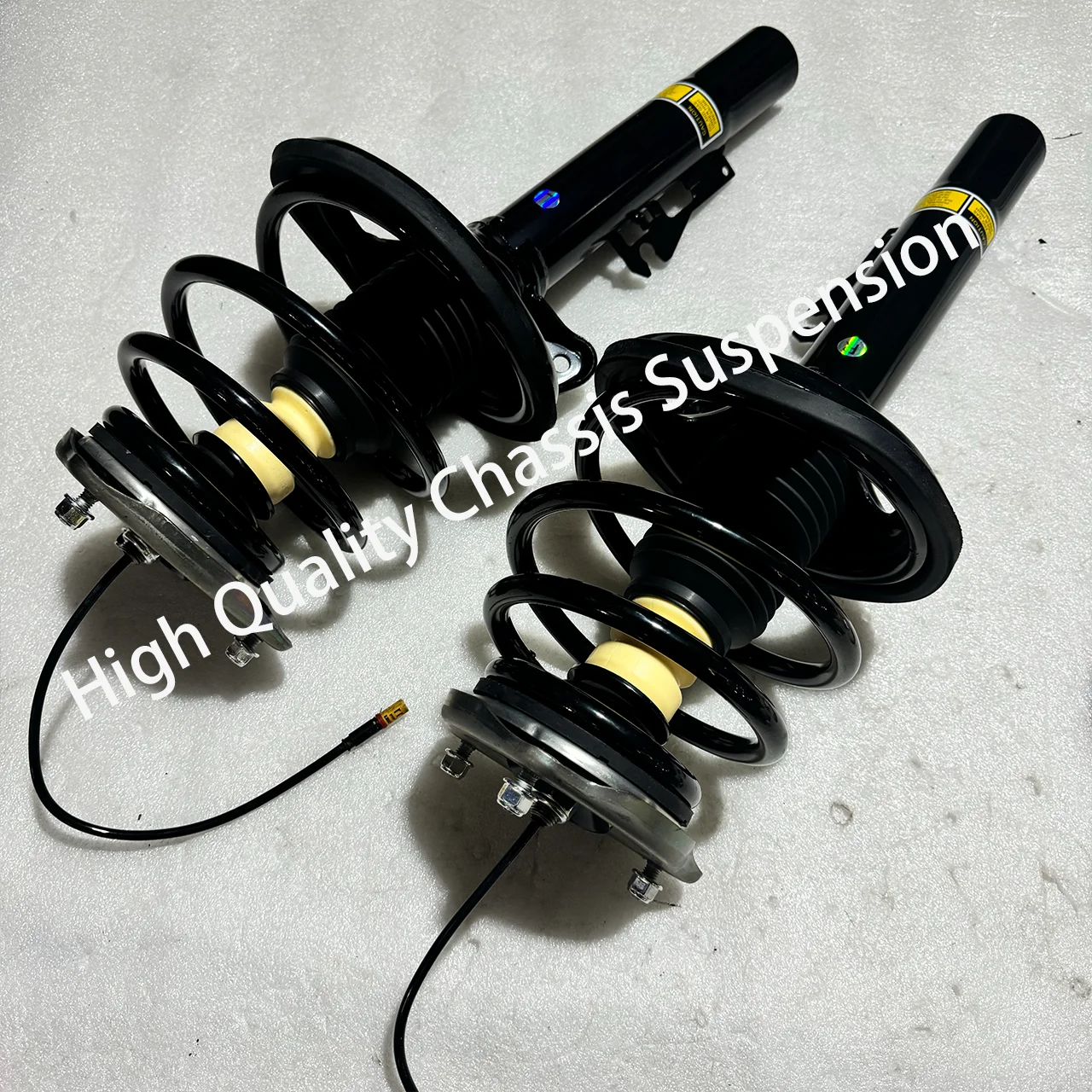 High Quality 1Pair Front Shock Absorber Struts Assembly PASM For Porsche 911 997 4WD 05-12