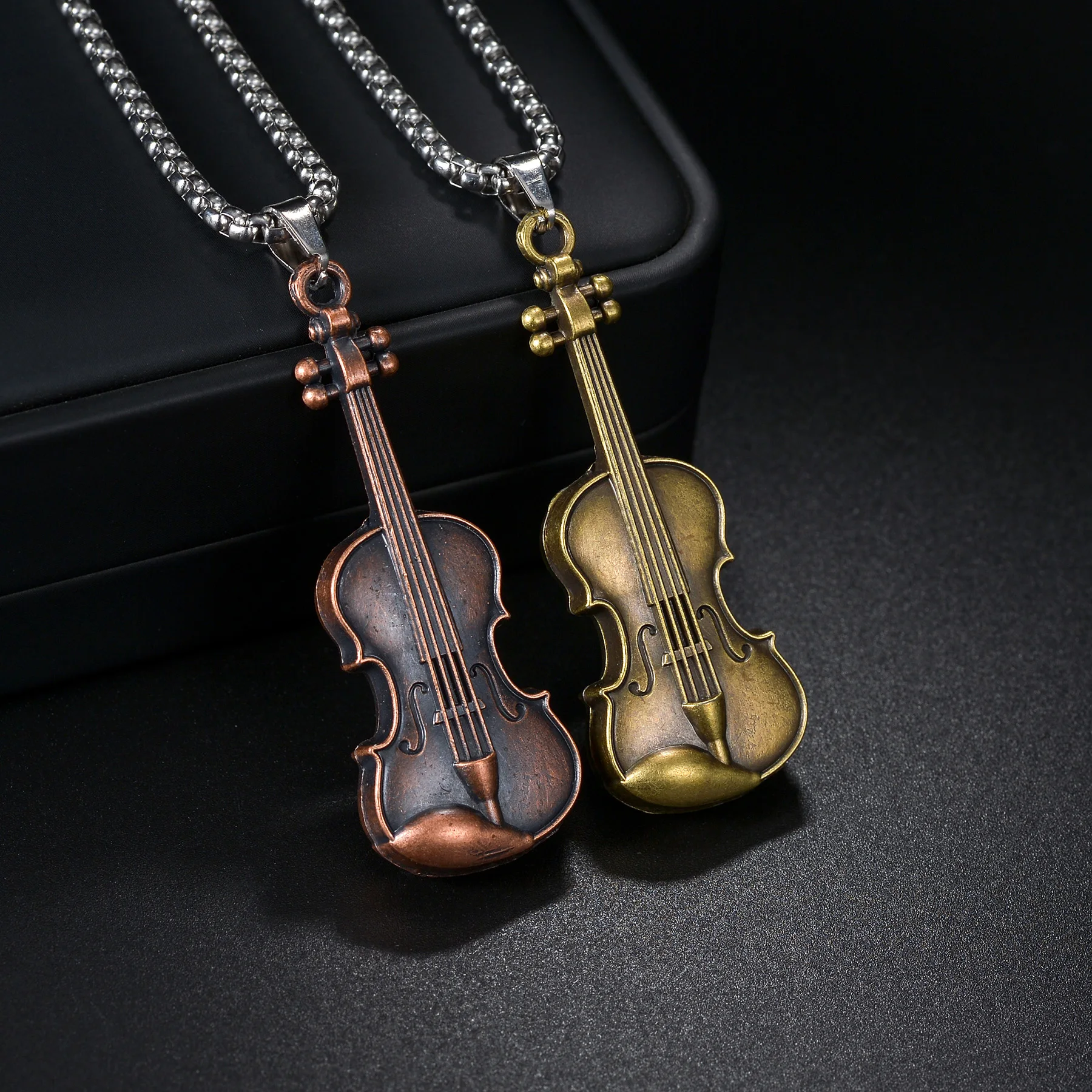 Men\'s Women\'s Bronze Violin Necklace Hip Hop Music Style Stainless Steel Chain Guitar Pendant Jewelry