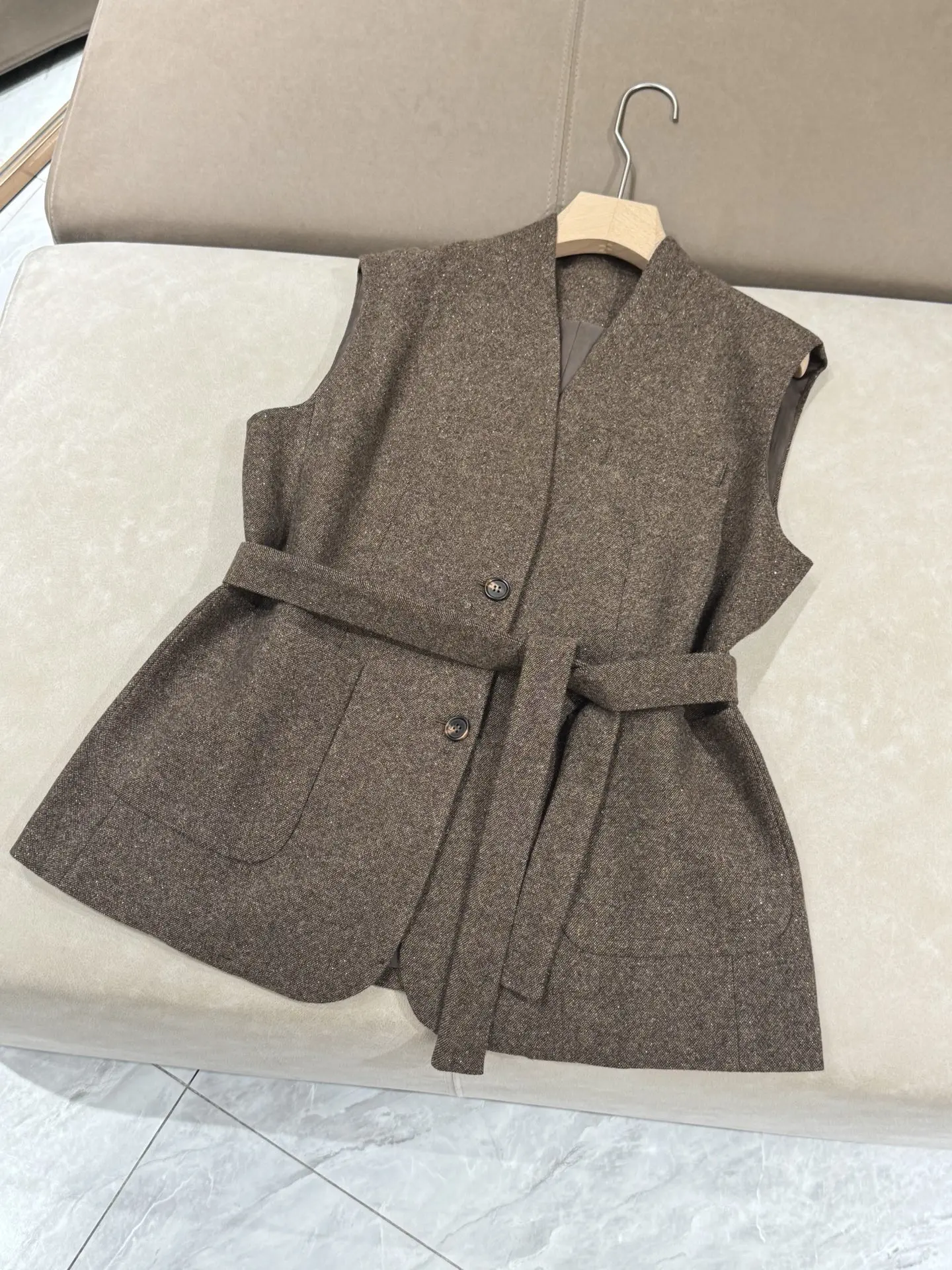 Nouveau gilet en laine à lacets pour femmes, haut décontracté assorti à la mode