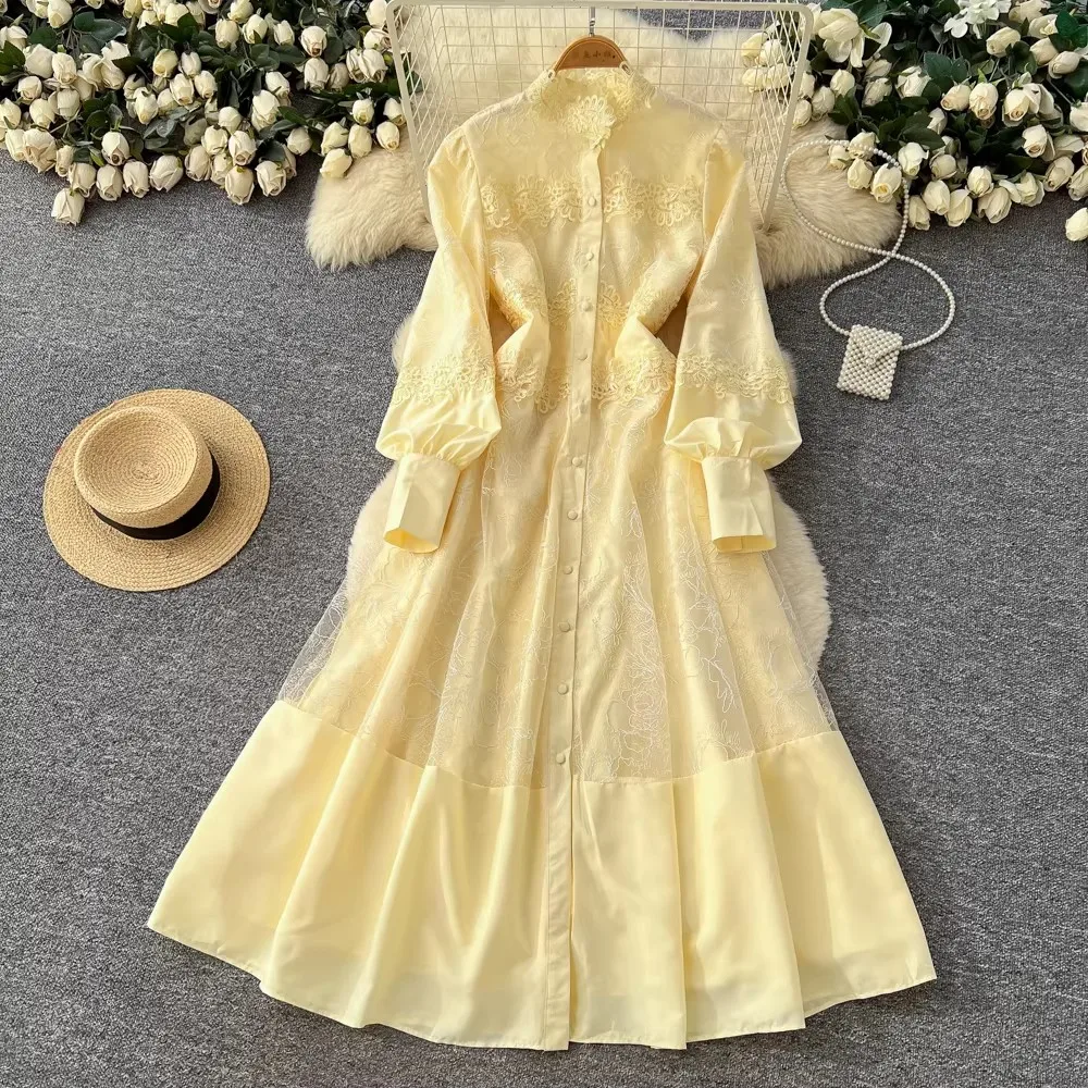 

Модное женское платье с вышивкой, воротником-стойкой, завышенной талией, рукавами-фонариками, кружевными вставками, длинными рукавами, элегантное, 2026 Ne