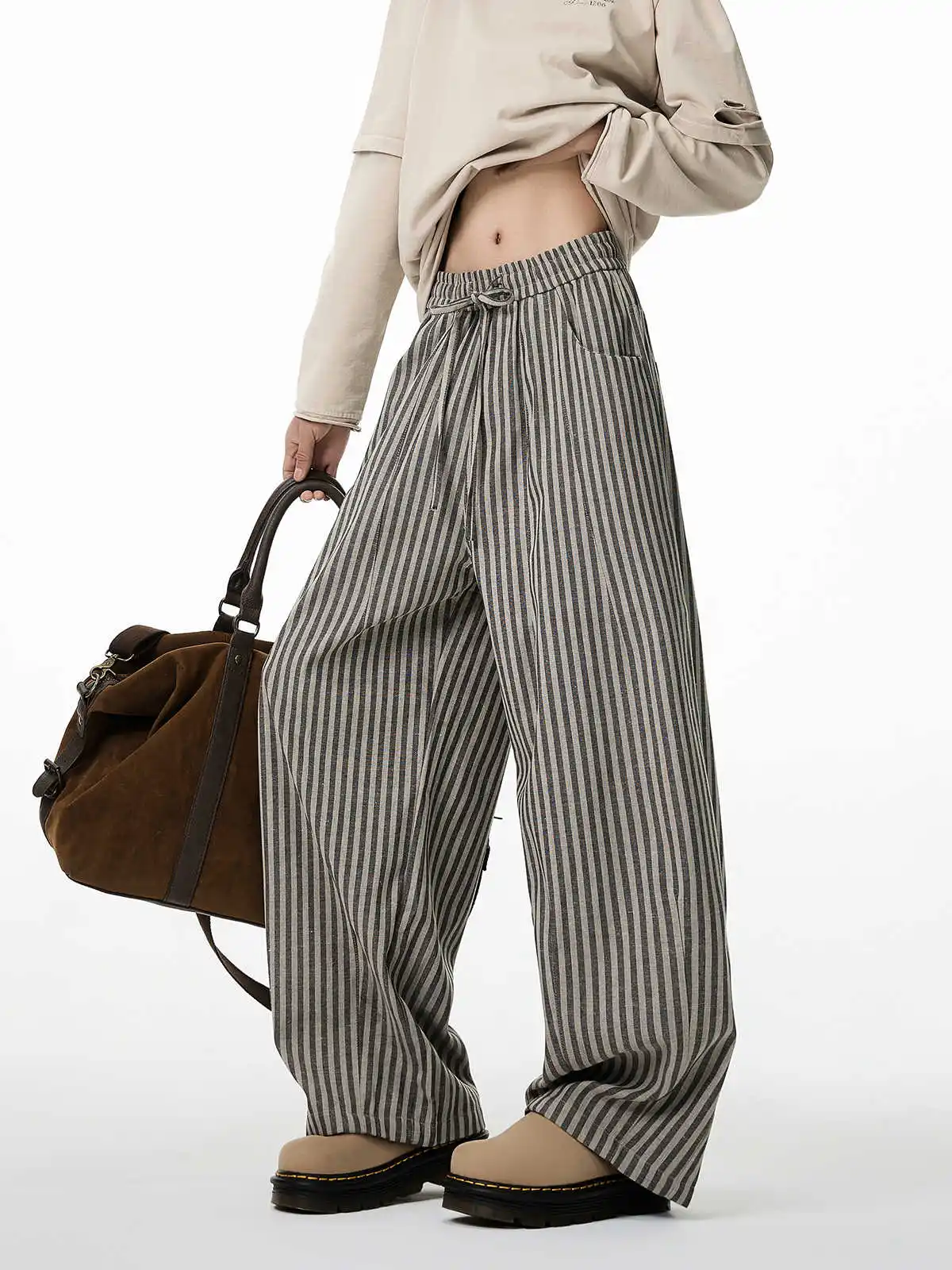 Pantaloni lunghi a righe gotiche nere da donna Pantaloni sportivi larghi Harajuku Y2k Emo Pantaloni oversize vintage Abiti stile giapponese anni 2000