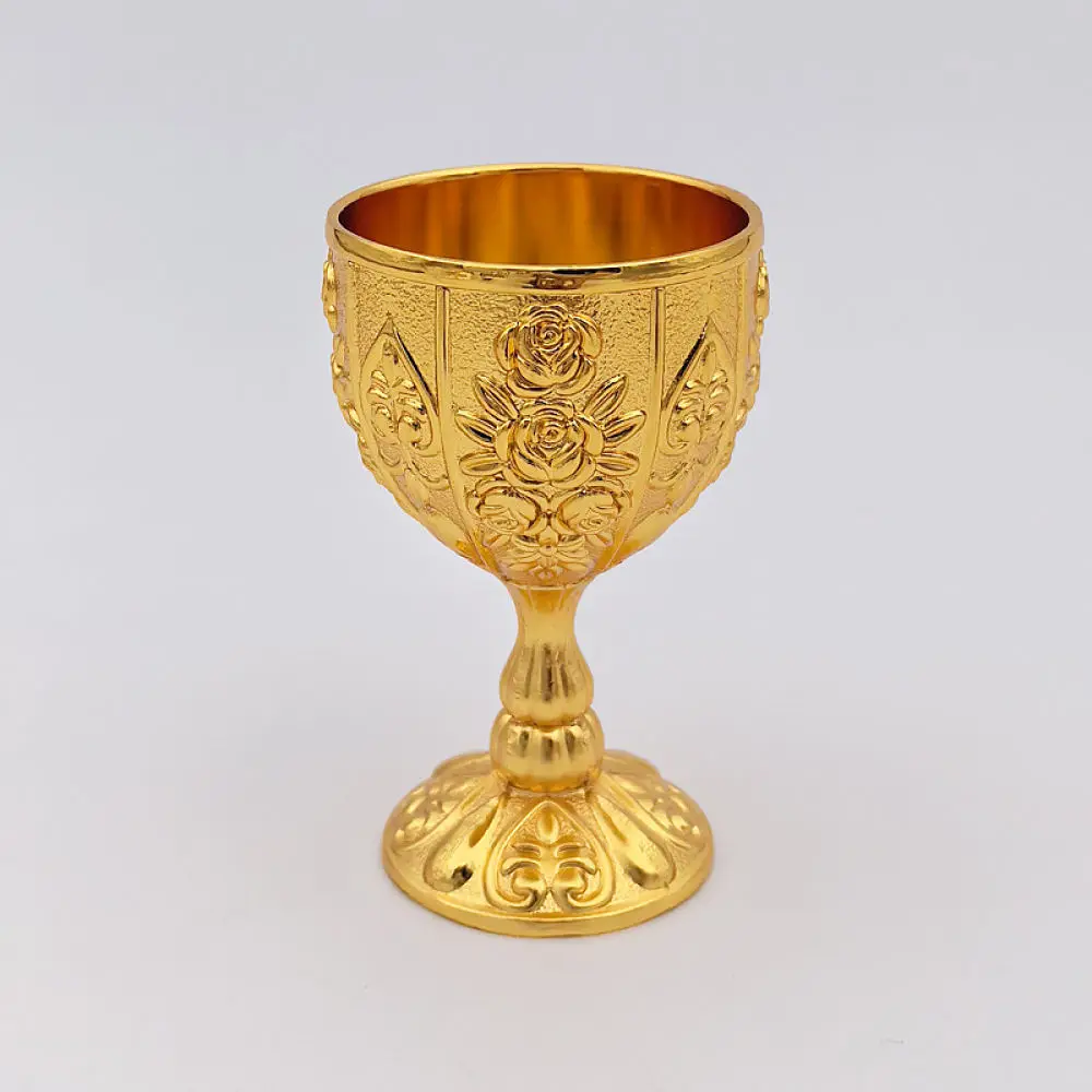 Vintage Style Metal Liquor Shot Glass Luxury European Decorative Goblet Creative Small Wine Cup For Home Bar Display
