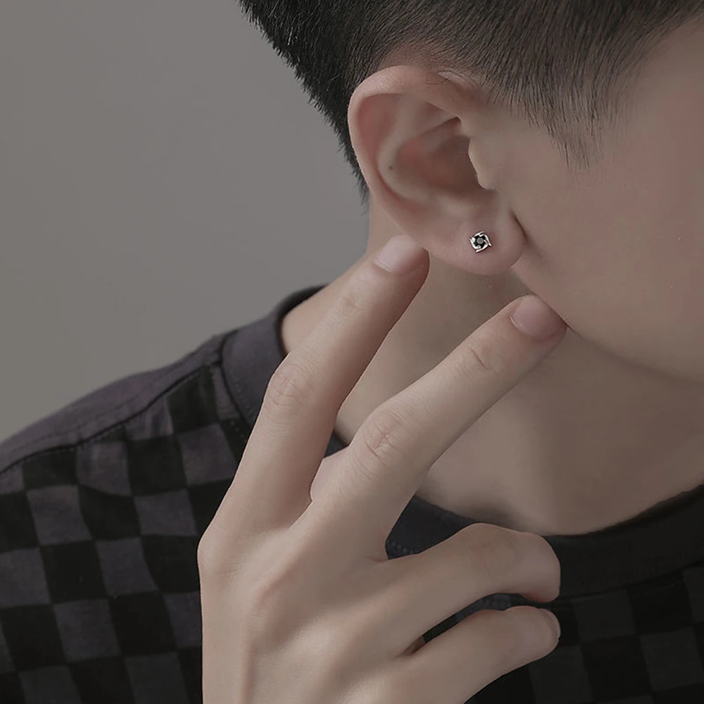 Korean Gothic Small Clover Black Earrings for Teens Fashion Male Punk Earrings with Black Stone Party Jewelry