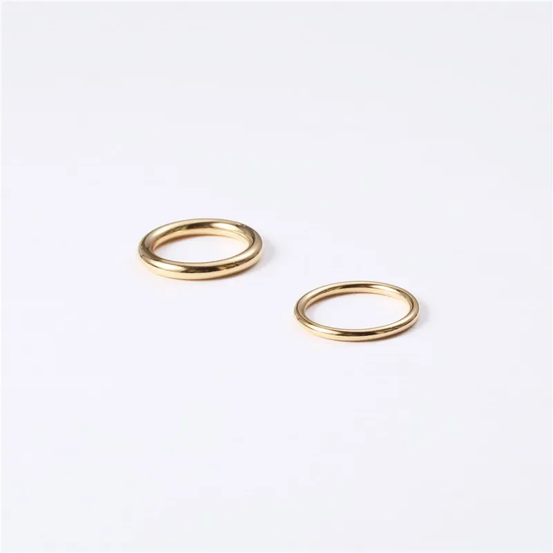 New Classic High End PVD Tarnish Free Fashion Minimalist Shiny Smooth Fold Wear Rings for Women Stainless Steel Jewelry Wholesal