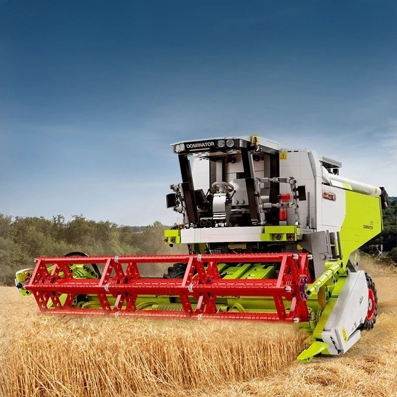 Remote control electric harvester model ornament children's puzzle assembly