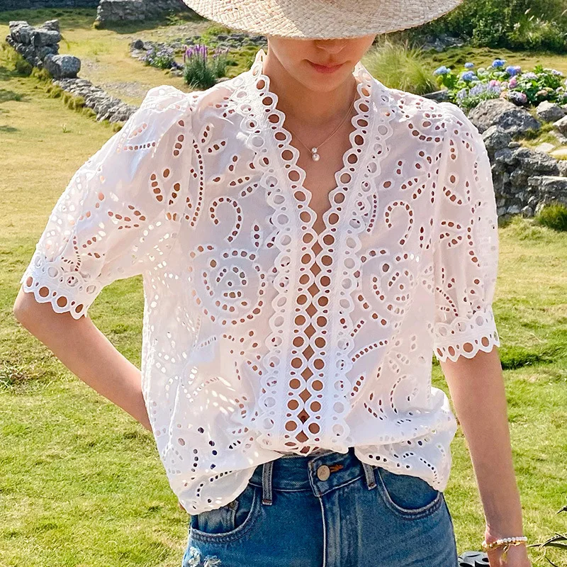 Francia elegante camisa elegante blusa verano bordado blanco 100% algodón ahueca hacia fuera Sexy manga larga mujeres vacaciones señoras Tops nuevo