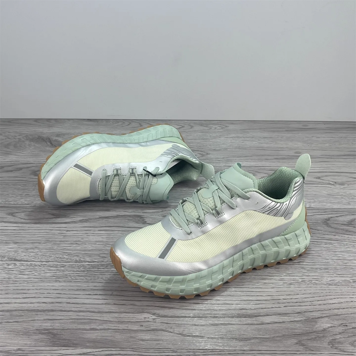 New Arrival Hot Seller 2025 Outdoor Walking Shoes Hiking Boots Casual Unisex Shoes Sports Training Shoes Fitness Training Shoes