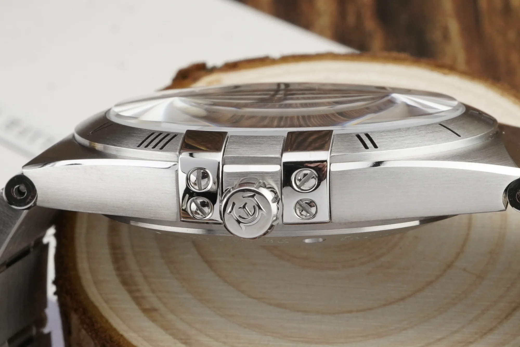 ENITON NUOVO 40mm Orologio da uomo sportivo da uomo d'affari di lusso di alta qualità 50m Impermeabile NH35 Movimento rotondo luminoso in vetro zaffiro