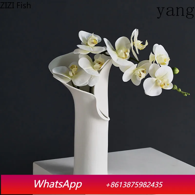 

Petal bottle mouth ceramic vase desktop decoration creative porcelain vase