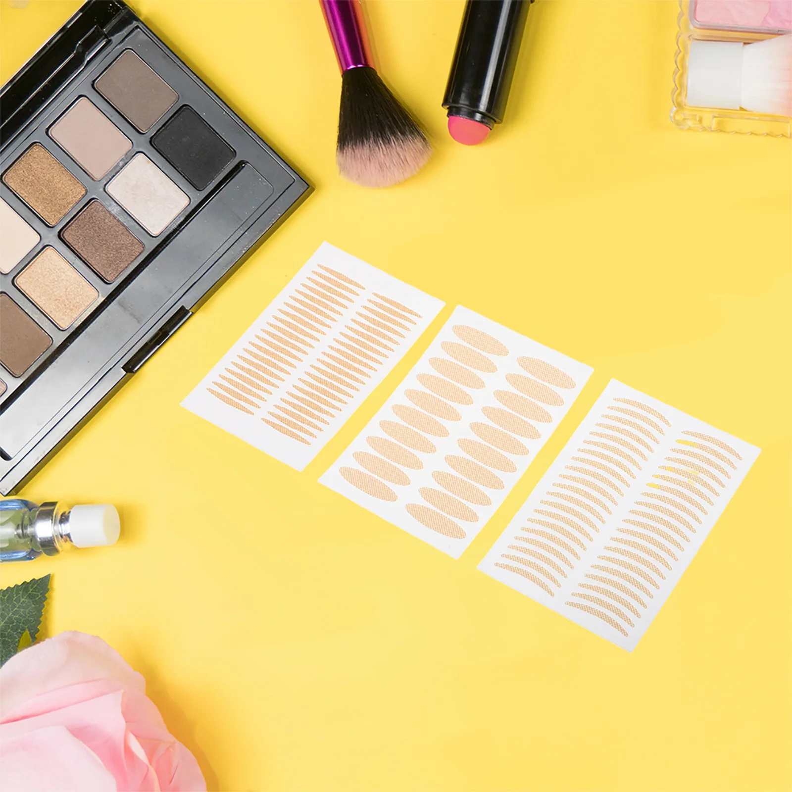 1세트 쌍꺼풀 테이프 통기성 레이스 투명 피부색 즉각적인 쌍꺼풀 리프팅 테이프 (하꺼풀 눈꺼풀용) 자연스러운 메쉬 아이 리프트