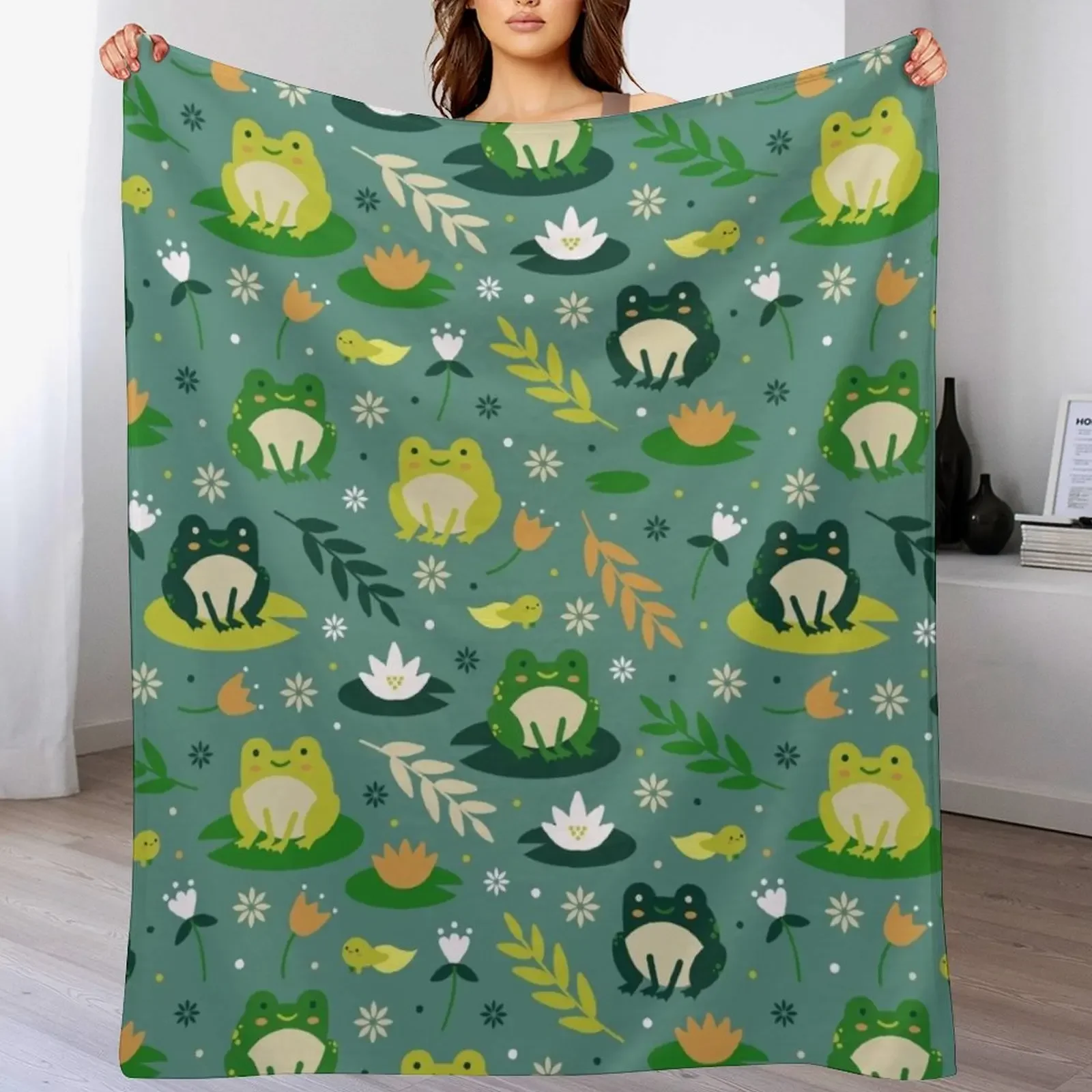 

Cute frogs pattern Throw Blanket Plush Hair Custom manga Blankets