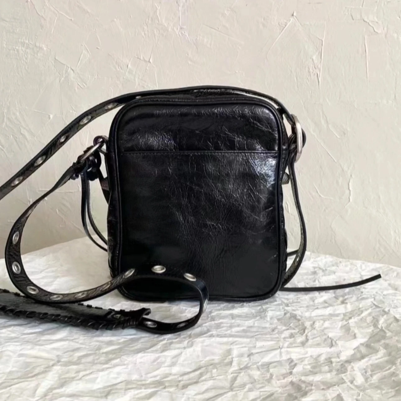 Leather Motorcycle Crossbody Bag Unisex Oil Wax Cowhide Rivet Flip Cover Street Style Soft Square Shape Shoulder Bag for Men...