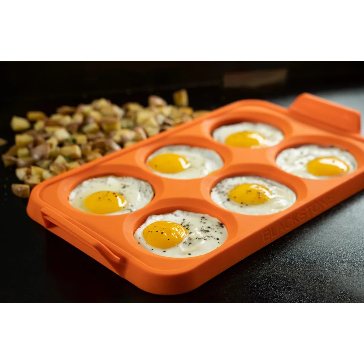 صينية قالب بيضة على شكل حلقة بيضة من السيليكون مكونة من 6 أقسام باللون البرتقالي