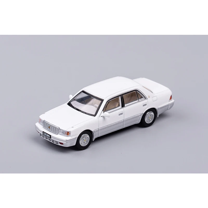 GCD 1/64 Toyota Crown Vintage Cars Vehicle Diecast Car Collection Toy Station Vehicle with Display Box