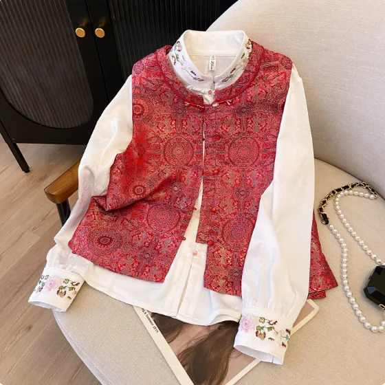 

Chinese Women's Embroidered Vest Shirt Two-piece Set Autumn