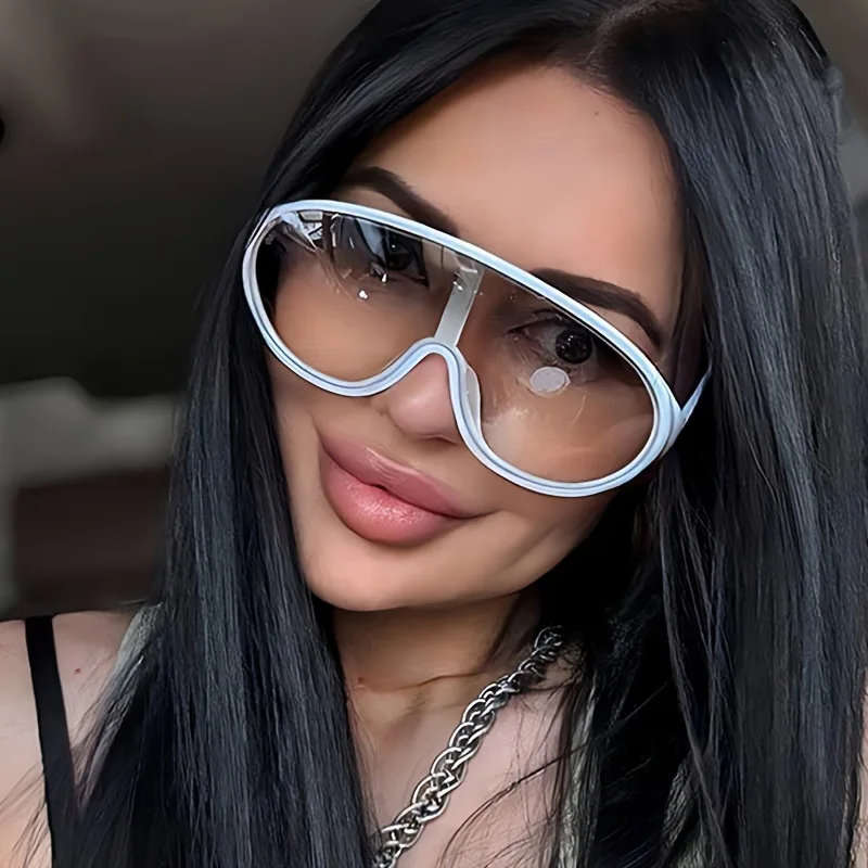 

2026 Oversized One-Piece Sunglasses UV400 Women Men Fashion Outdoor Windproof Face Slimming Shades