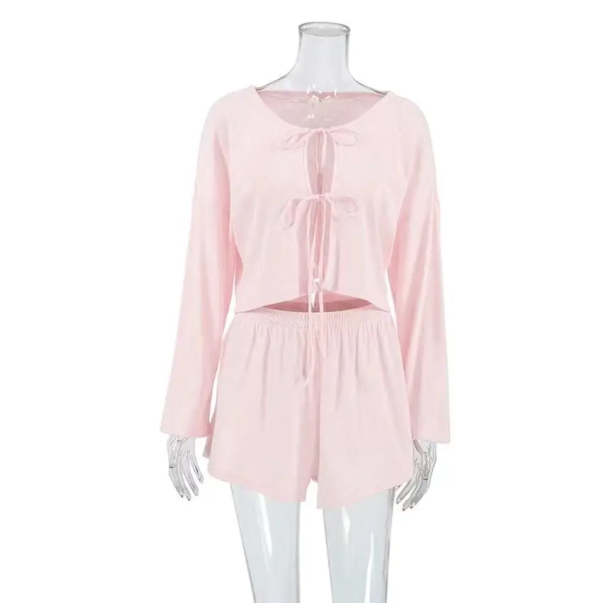 快適なレースアップトップスとショートパンツのセット-ホームウェア-新着-レディース-長袖-丸首-無地-ホームファッションセット