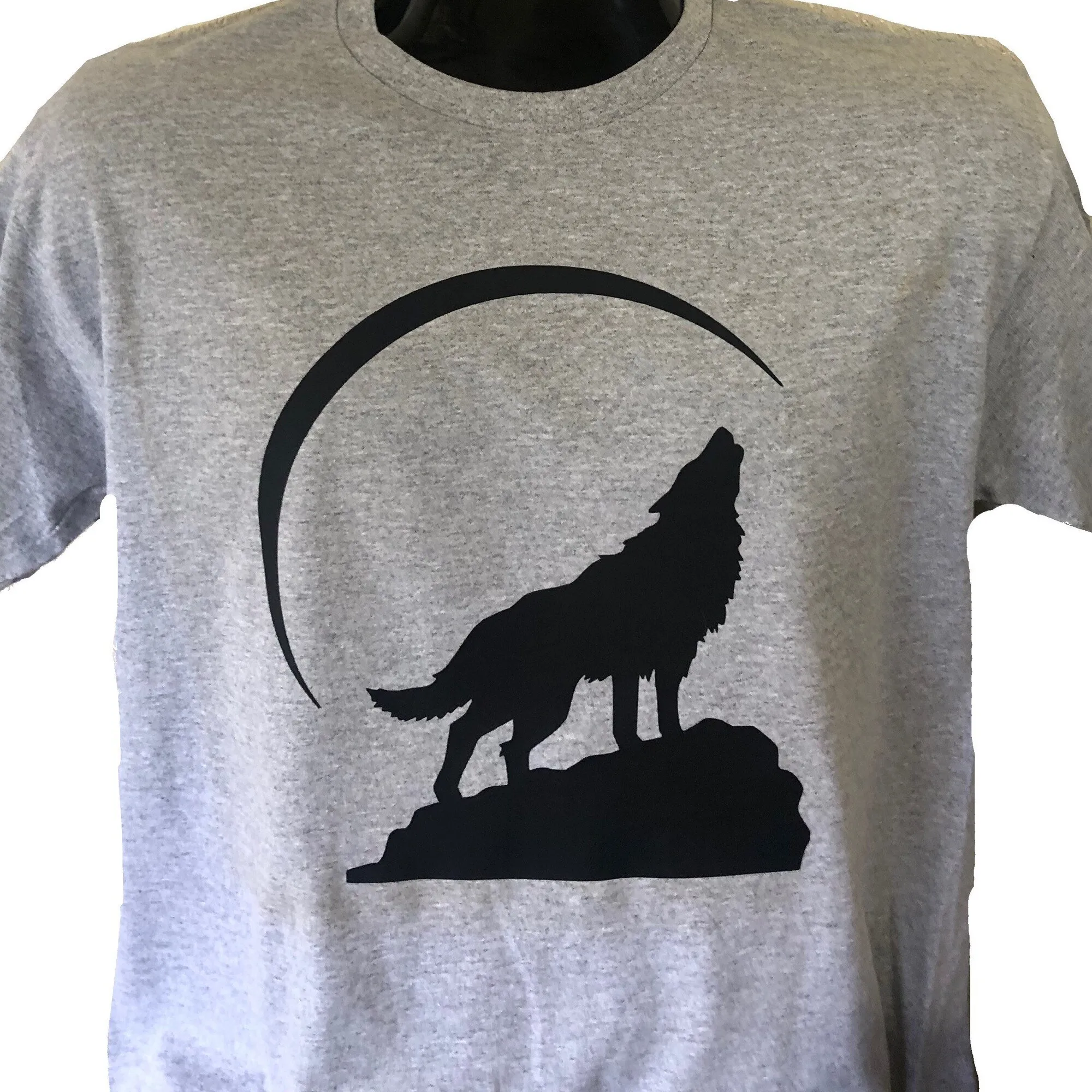 Футболка для взрослых Howl At the Moon Lone Wolf