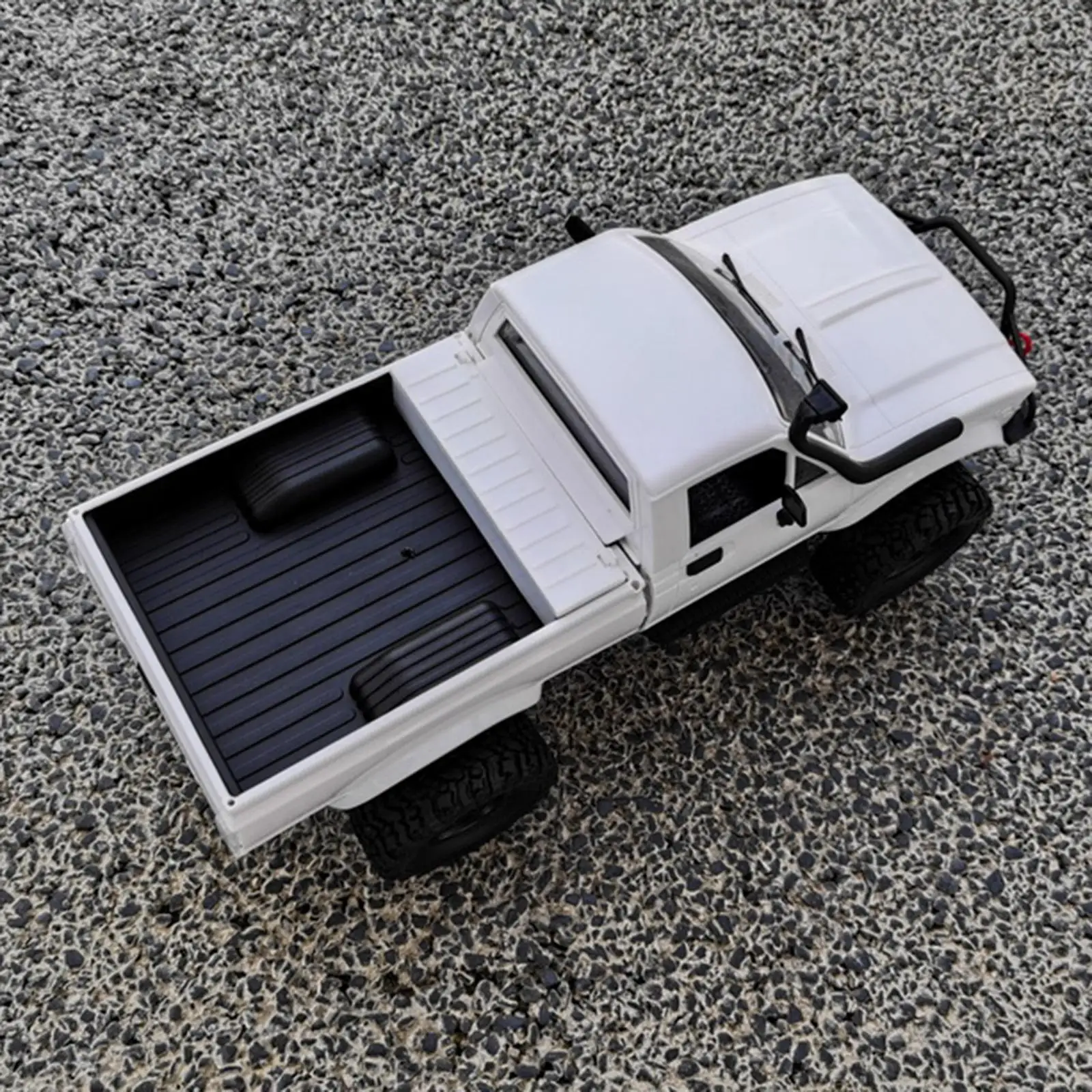 Hobby Grade RC Truck 4WD Semi Tank Buggy Car 1/16 Scale White Plastic Crawler Vehicle for Kids Gifts