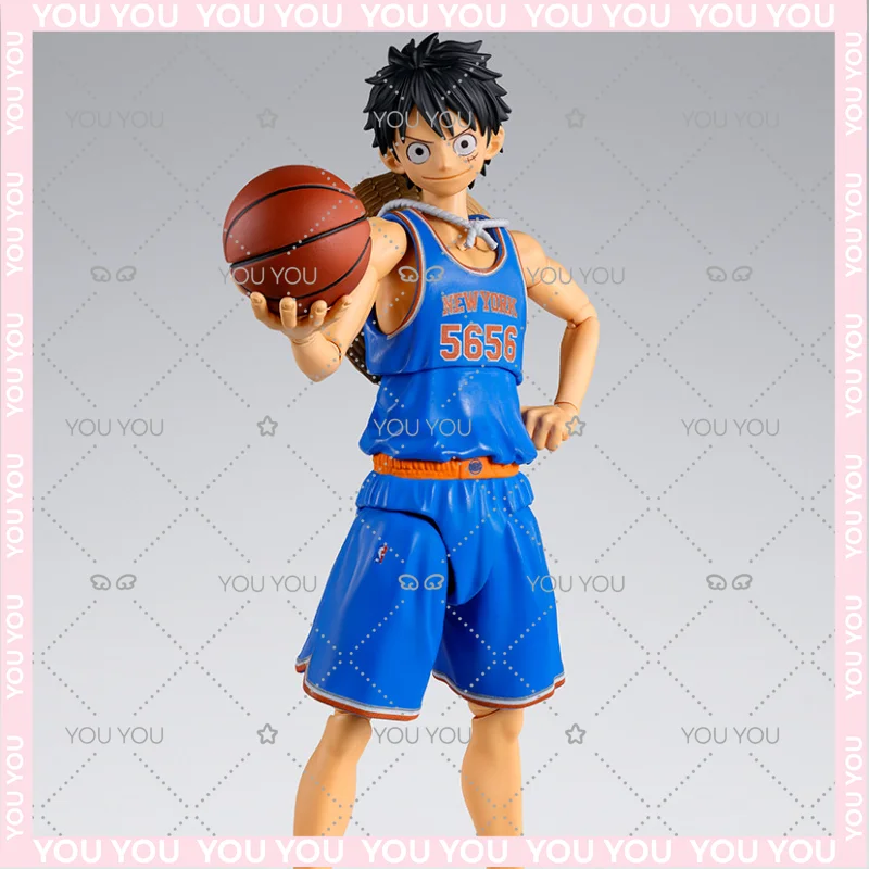 Pre-Order Bandai S.H.Figuarts One Piece X NBA Monkey D. Luffy Los Angeles Lakers Ver. Action Figure - view 3