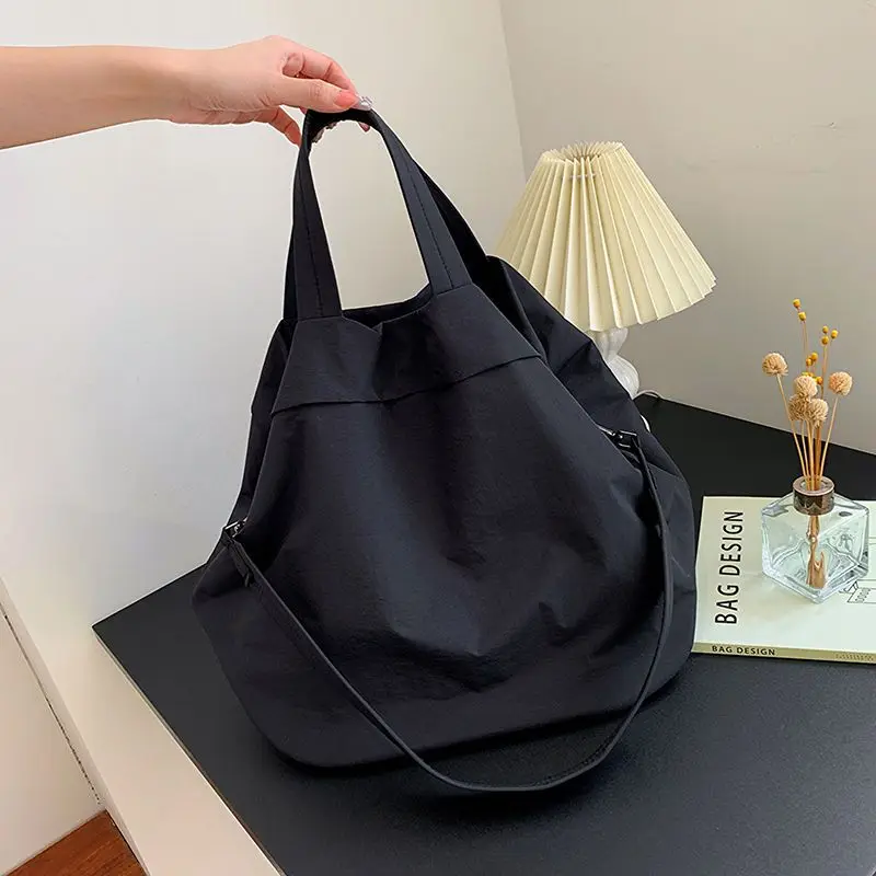 Canvas Large Capacity Crossbody Bag Women's New Fashion Casual Everything Cool Niche Design Hand Bill of Lading Shoulder Bag