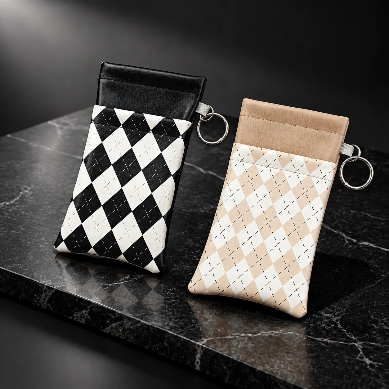 1pc Elegant Argyle Diamond Check Glasses Pouch Soft PU Leather Eyewear Holder With Keyring for Women Men Daily Use OutdoorTravel