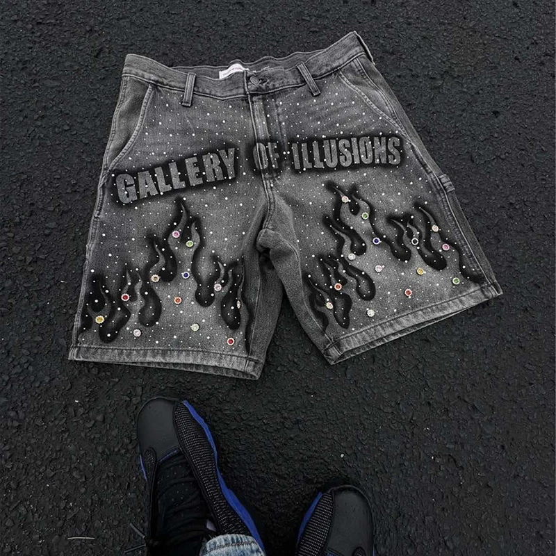 

American hip hop ins style cropped trousers washed to make old retro denim shorts rhinestone decoration design spring new style.