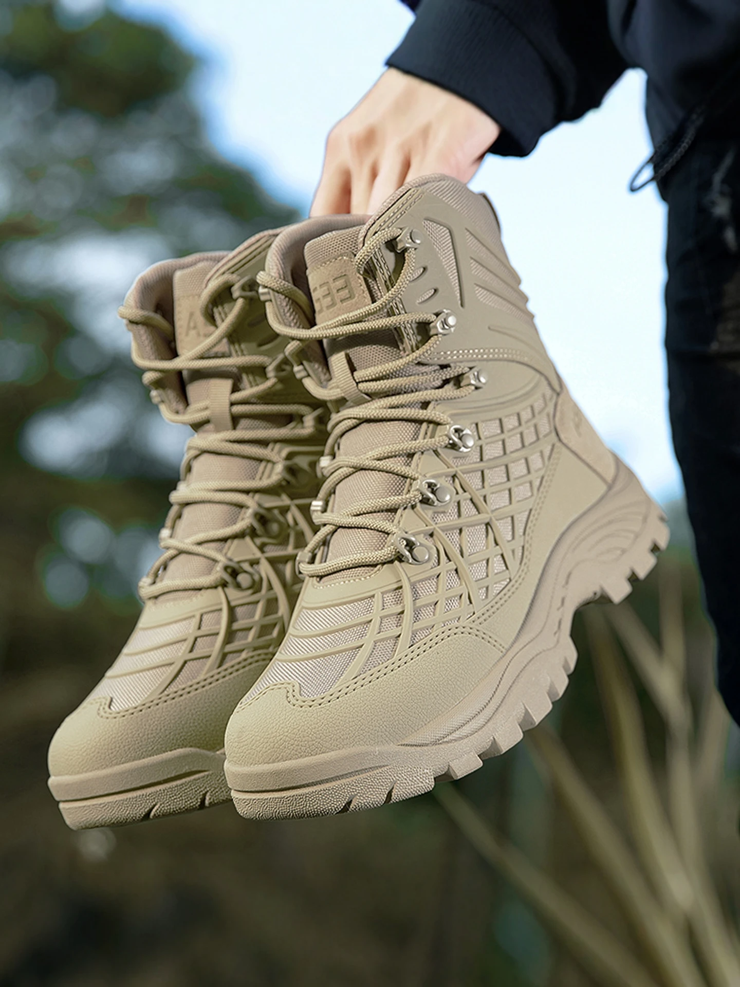 

Men's Outdoor High-Top Hiking Boots Durable, Comfortable, Versatile, Stylish and Long-lasting Military Tactical Boots for Combat