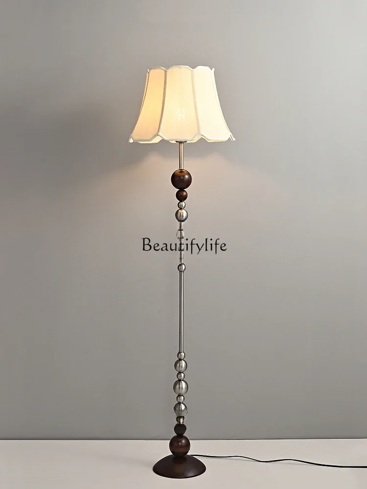 jj *French retro living room floor-to-ceiling luminous objects in the ancient style and high-end atmosphere