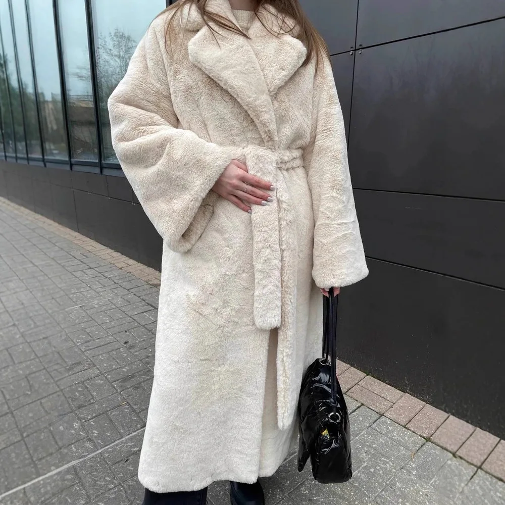 暖かいウエストシェイプ女性用フェイクファーコート ワンサイズ スーツカラー ポケット付き エコファー ジャケット 女性用 冬用 ロング スリム レディース ファーアウター