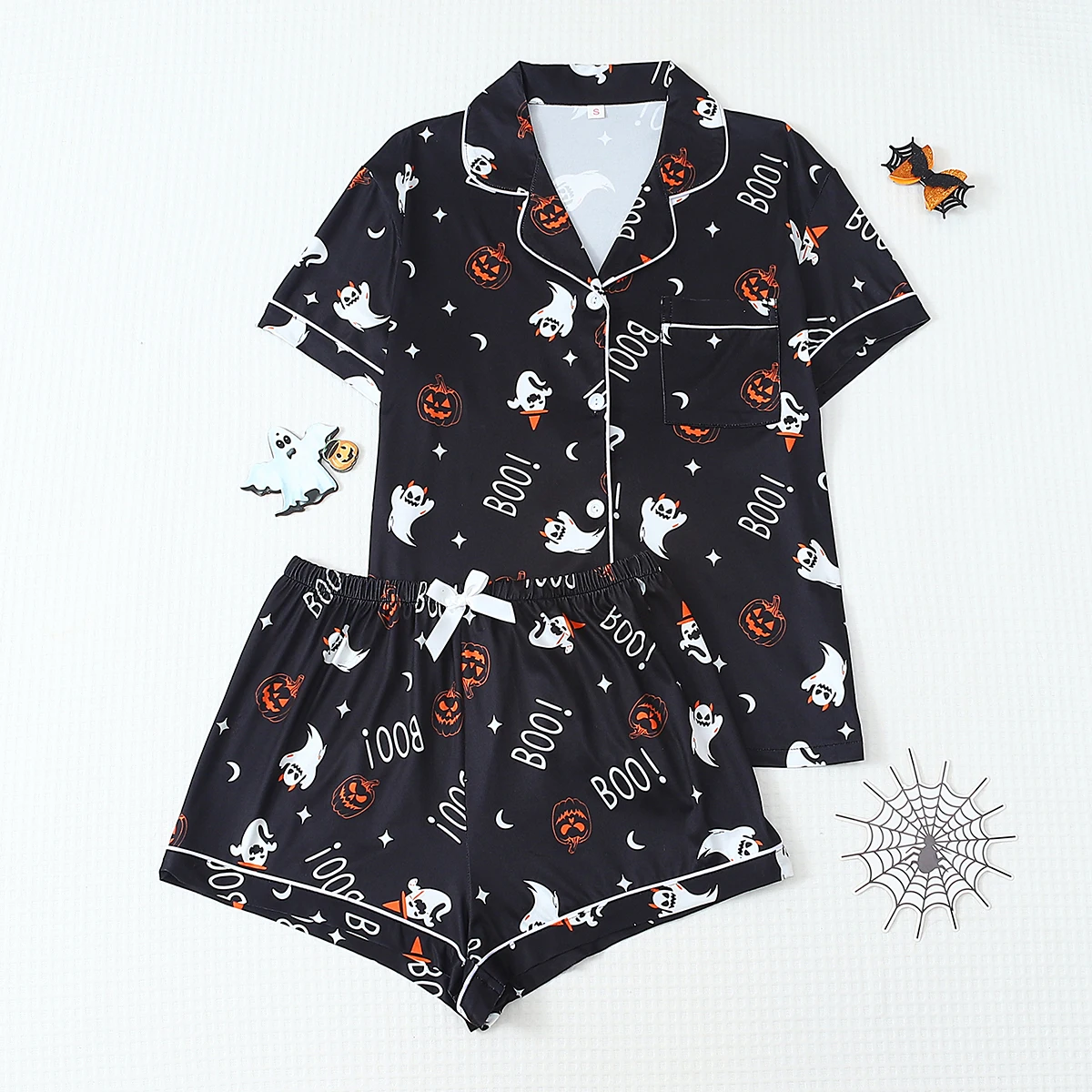 2-Piece Set of Funny and Quirky Black Halloween Ghost Print Spring/Summer Short-Sleeve Collared Top and Bow Shorts Women's Pajama Set Loungewear Suitable for Halloween
