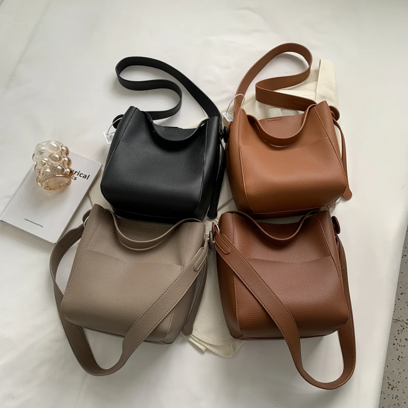 LEFTSIDE Bucket Shoulder Side Bags for Women 2023 Females Designers Trend Small Leather Crossbody Bag Handbags and Purses