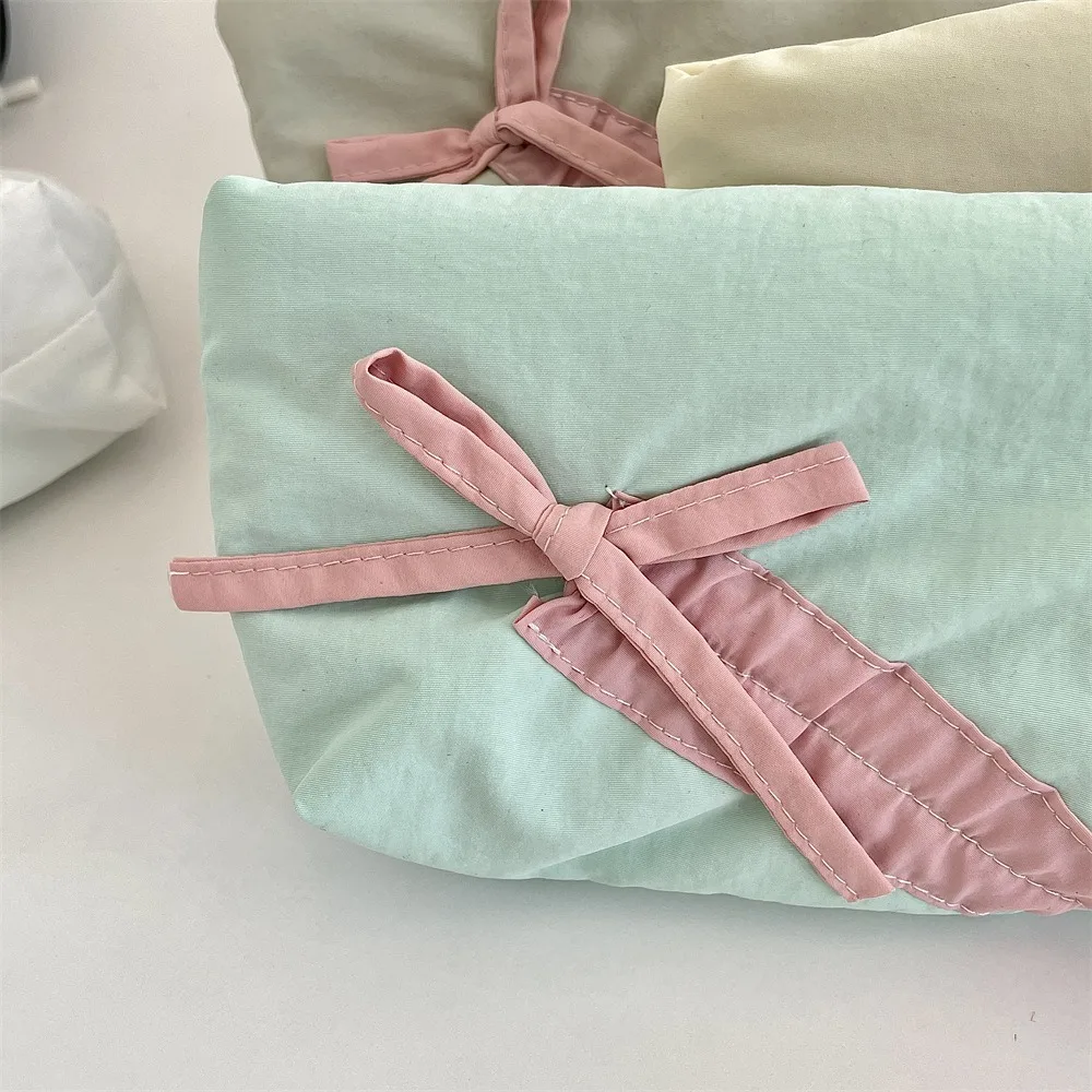 أزياء سعة كبيرة Bowknot مقلمة سستة لطيف القوس أحمر الشفاه حقيبة التخزين متعددة الأغراض الطلاب القرطاسية الحقيبة الطلاب