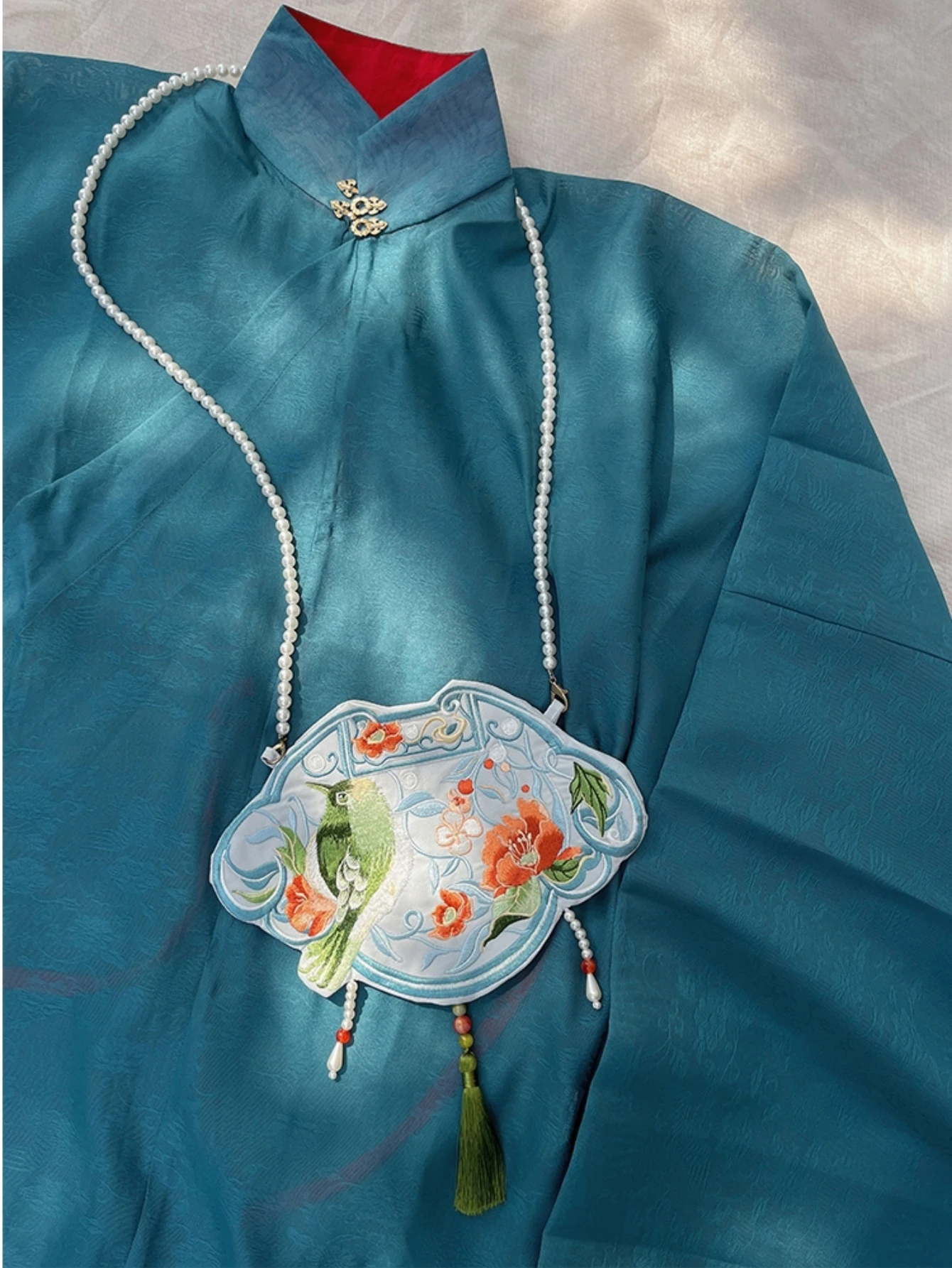 Original Embroidery Hanfu Blue Bird Crossbody Bag folk Handmade Bag Pearl Chain, Renaissance Ancient Chinese Costume Accessories