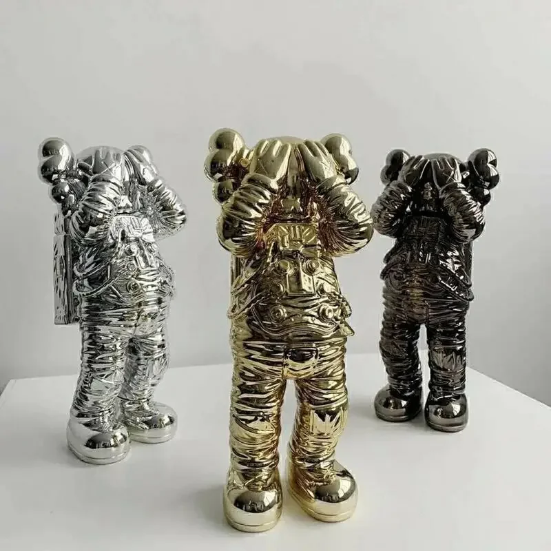 Astronauten-Harzfiguren Galvanisierte Handwerkskunst Minimalistische Wohndekorationen Trendige Astronauten-Dekofiguren für Wohnzimmer