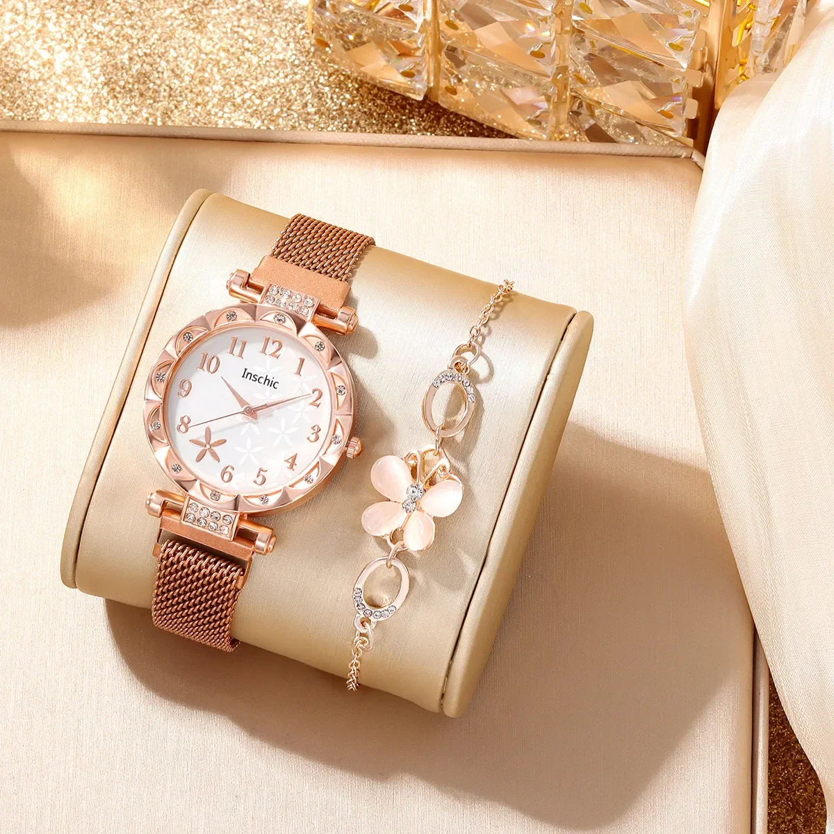 2 PCS New Women's Small Fresh Fashion Digital Rhinestone Star Quartz Watch Luxury Butterfly Jewelry Bracelet Birthday Gift Set